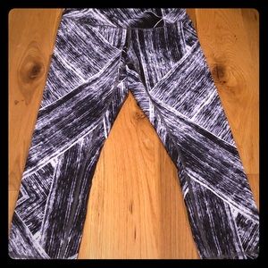 Lululemon wunder under crop leggings